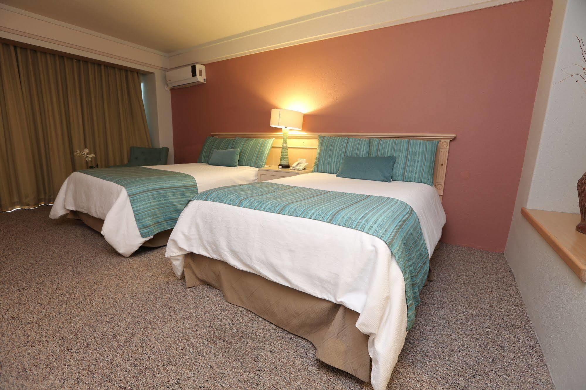 Hotel Las Rosas & Spa 엔세나다 외부 사진